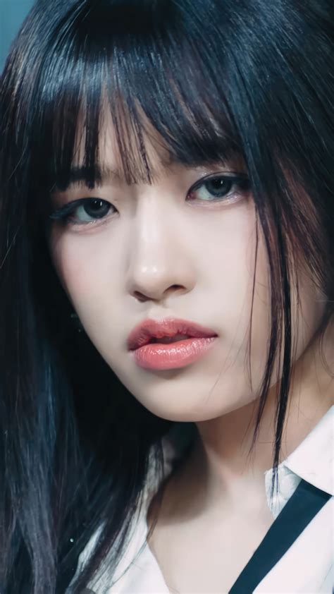 ive yujin.